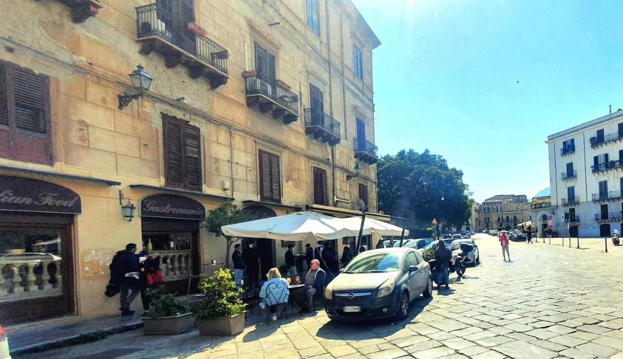 Garibaldi Rooms 29 - Piazza Marina A Palermo - In Pieno Centro. Exterior photo
